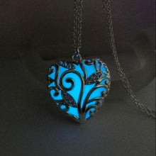 Glow In the Dark Heart Necklace Pendant Christmas Gift for Daugher Mum