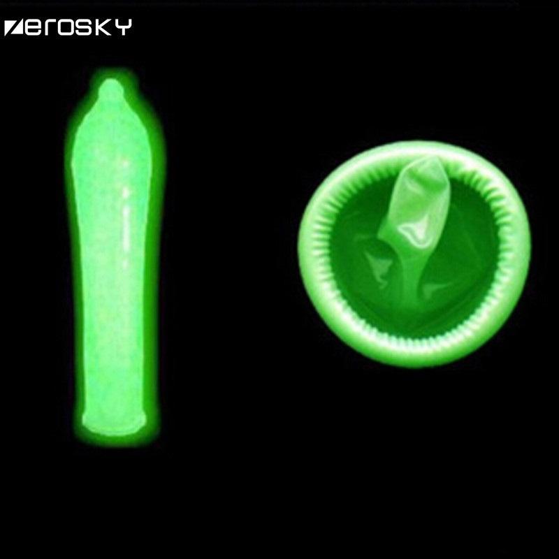 Zerosky Fluorescence Condoms Special Condoms Noctilucent 3 Glow In The Dark Condoms + 4 Ultra-thin Condoms Sex Products