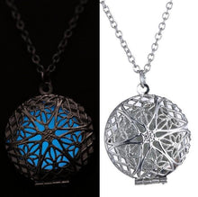 Glow In the Dark Heart Necklace Pendant Christmas Gift for Daugher Mum