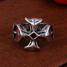 2017 Anel Masculino Punk Vintage Trend Men's Ring Gothic Men's Skull Flower Biker Zinc alloy Ring Man fashion Free shipping