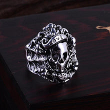 2017 Anel Masculino Punk Vintage Trend Men's Ring Gothic Men's Skull Flower Biker Zinc alloy Ring Man fashion Free shipping